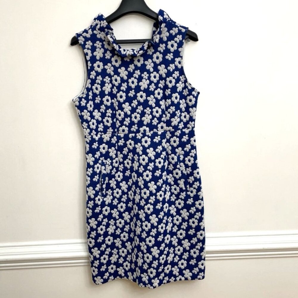 Tyler Boe Dress Size M Blue & White Floral Sleeveless